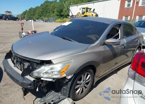 2015 Nissan Altima 2.5 S z USA, uszkodzony, nr VIN 1N4AL3AP3FC114869